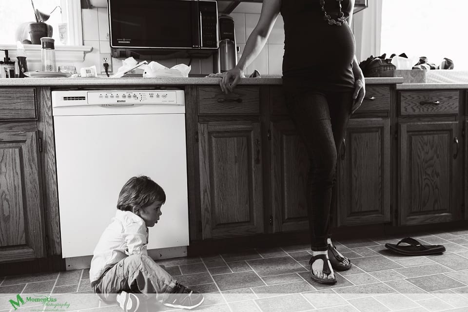 Cornwall maternity photo session - shoes