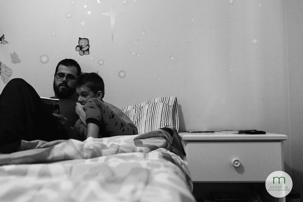 reading story with dad