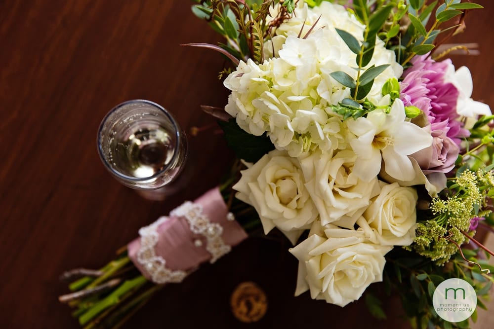 bouquet with champagne flute