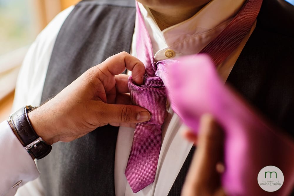 tying tie