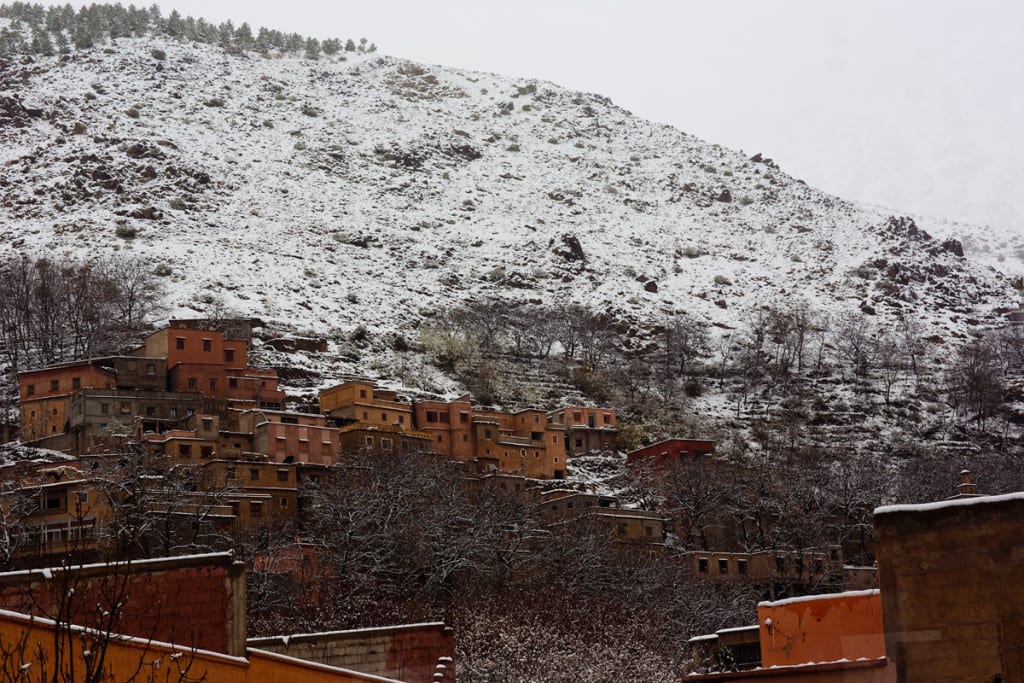 Wedding photographer in Morocco - snowy landscape in Imlil