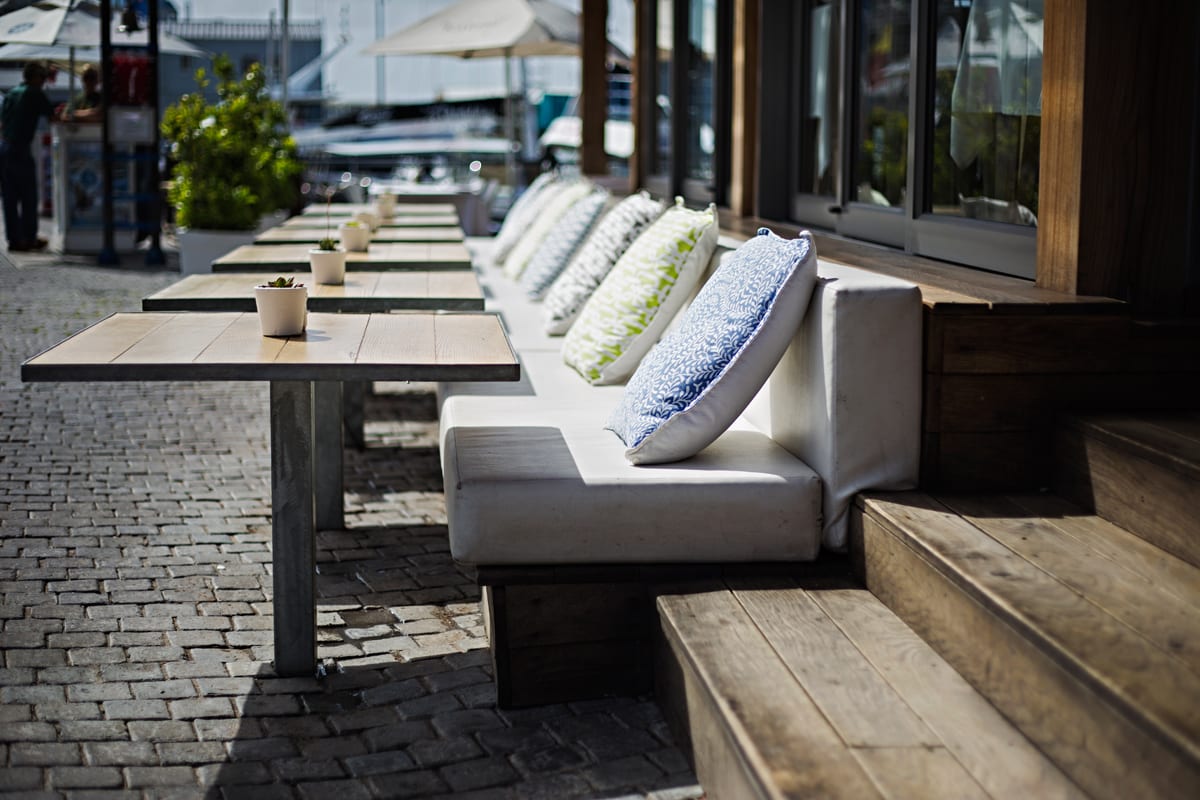 restaurant bench seating with cushions