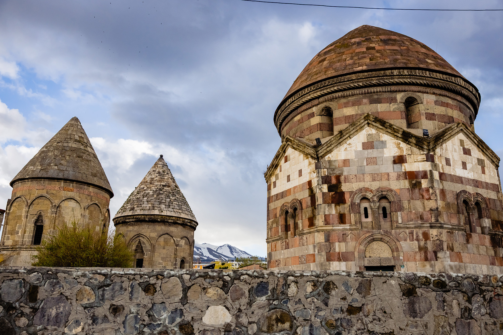 Erzurum's old tombs